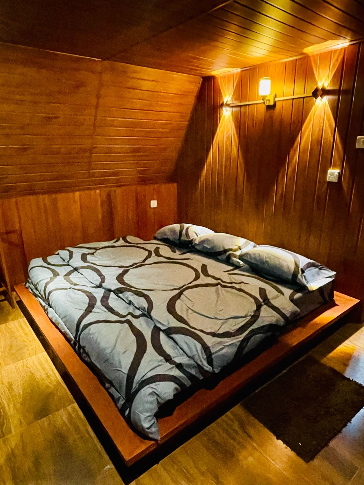 2F6AE382-A98D-4E90-BD27-8D583D1C30EC