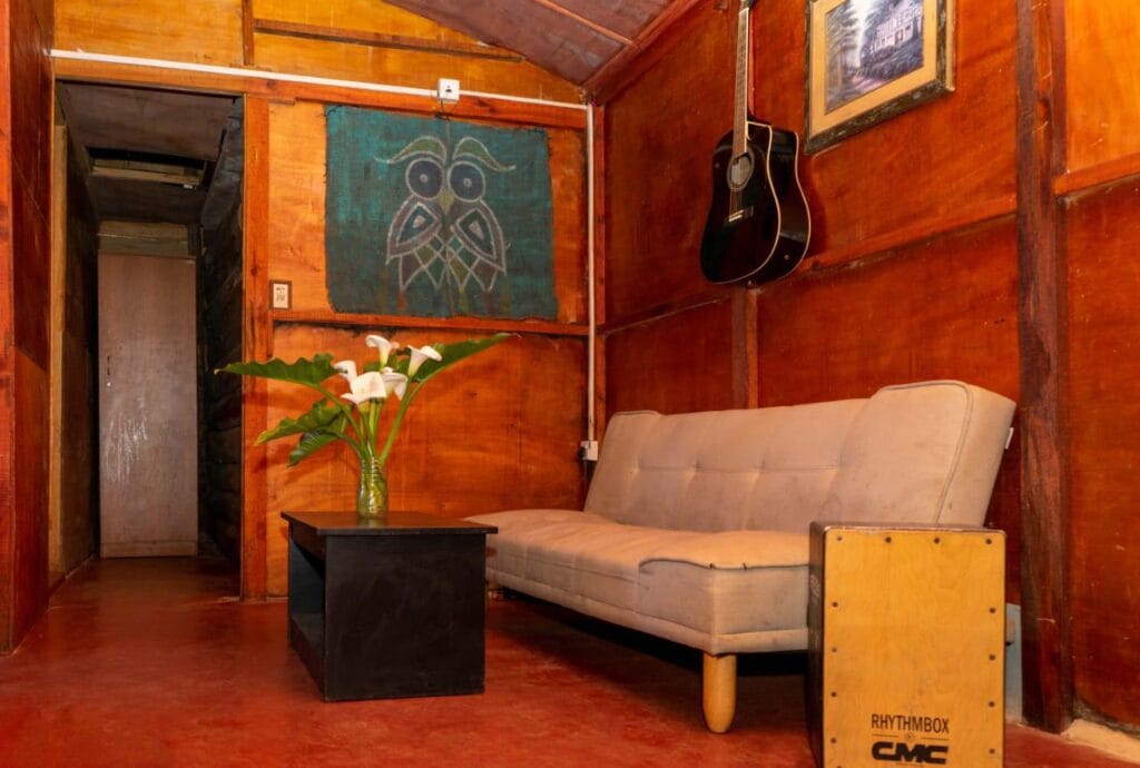 90dcf258-dd98-4bf3-b444-11b1740dbe37-1