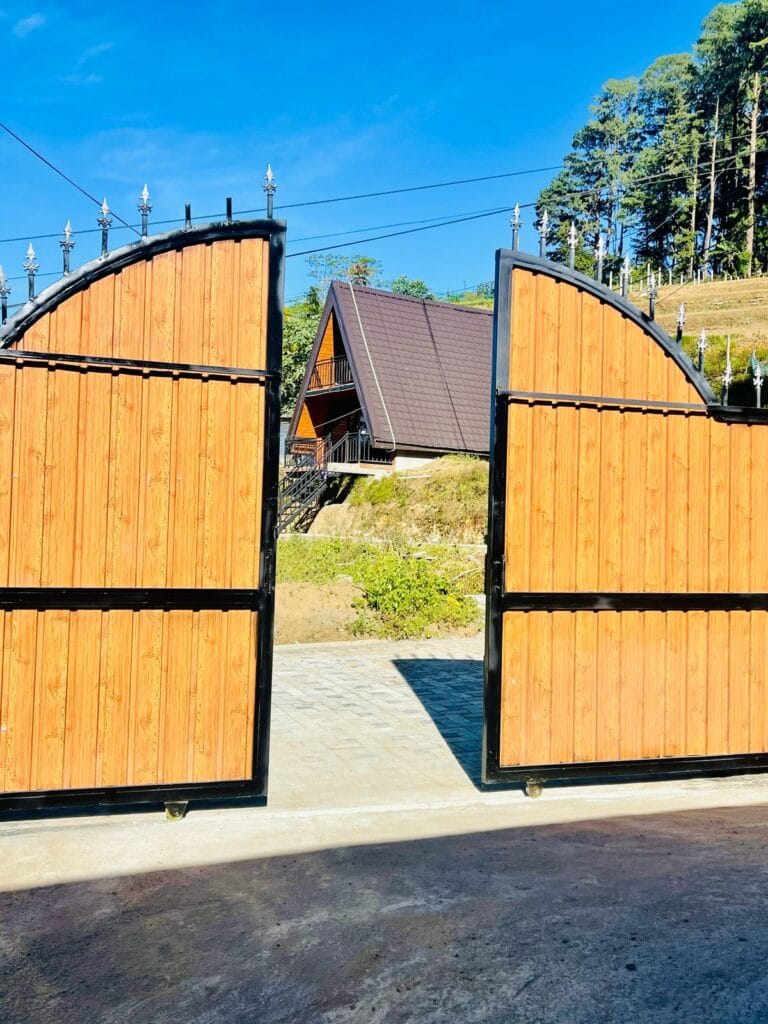 AC9A5509-4E69-48F4-BD24-7F27F63CD33E