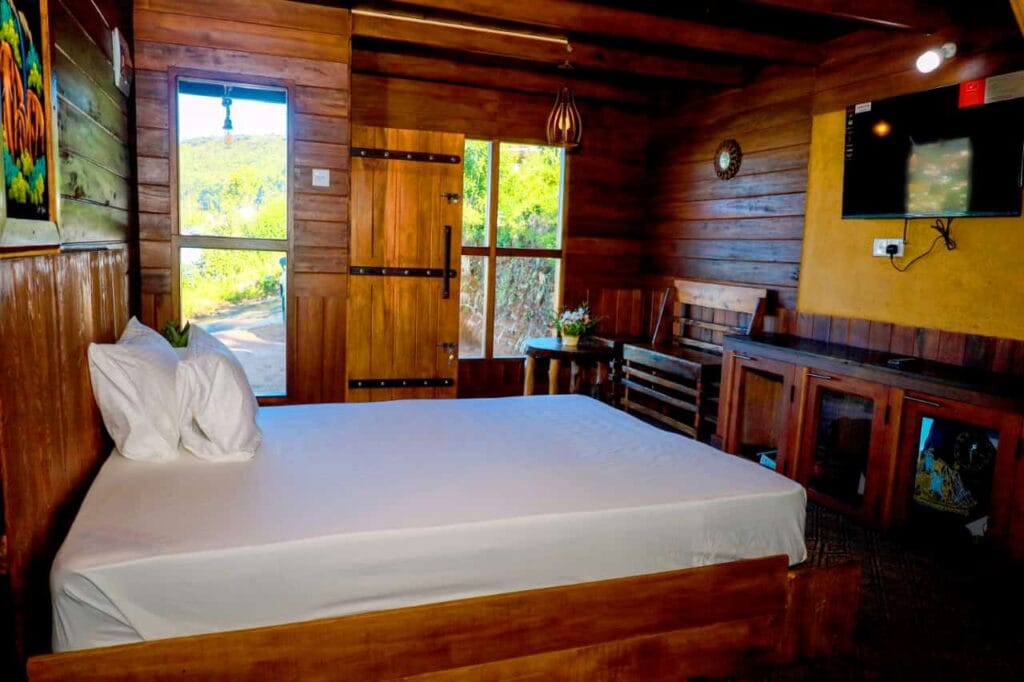 BF333A04-9615-42E4-8CAB-C51A8A371F0D