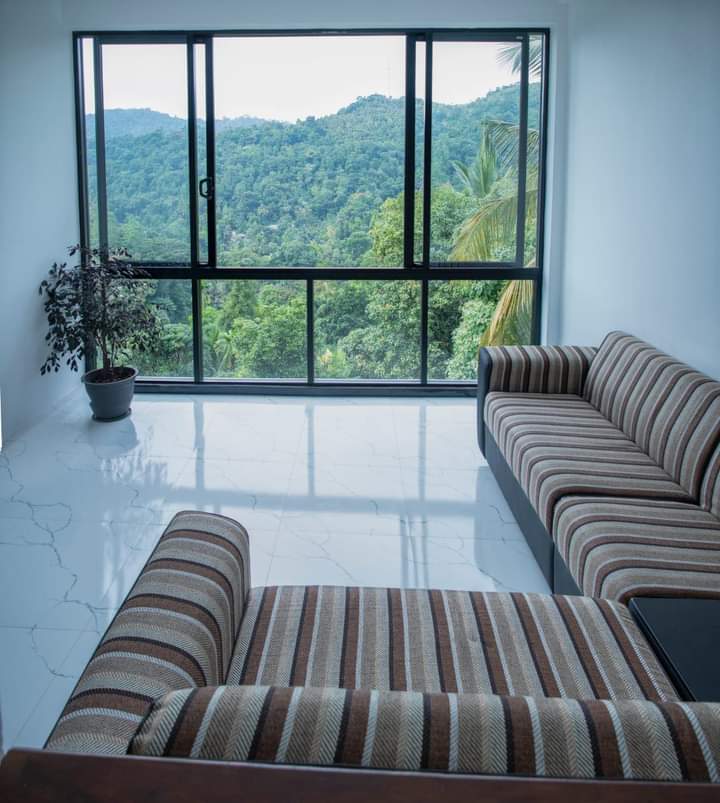 ea27d8c1-8324-44a2-96f8-2bb7b1aea171