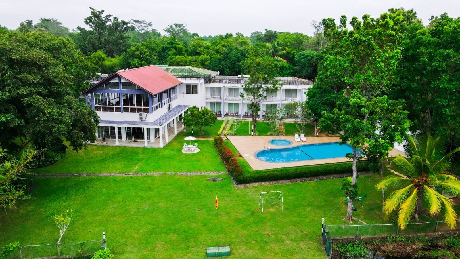 517997257_714533621394881_5981687548350393337_n