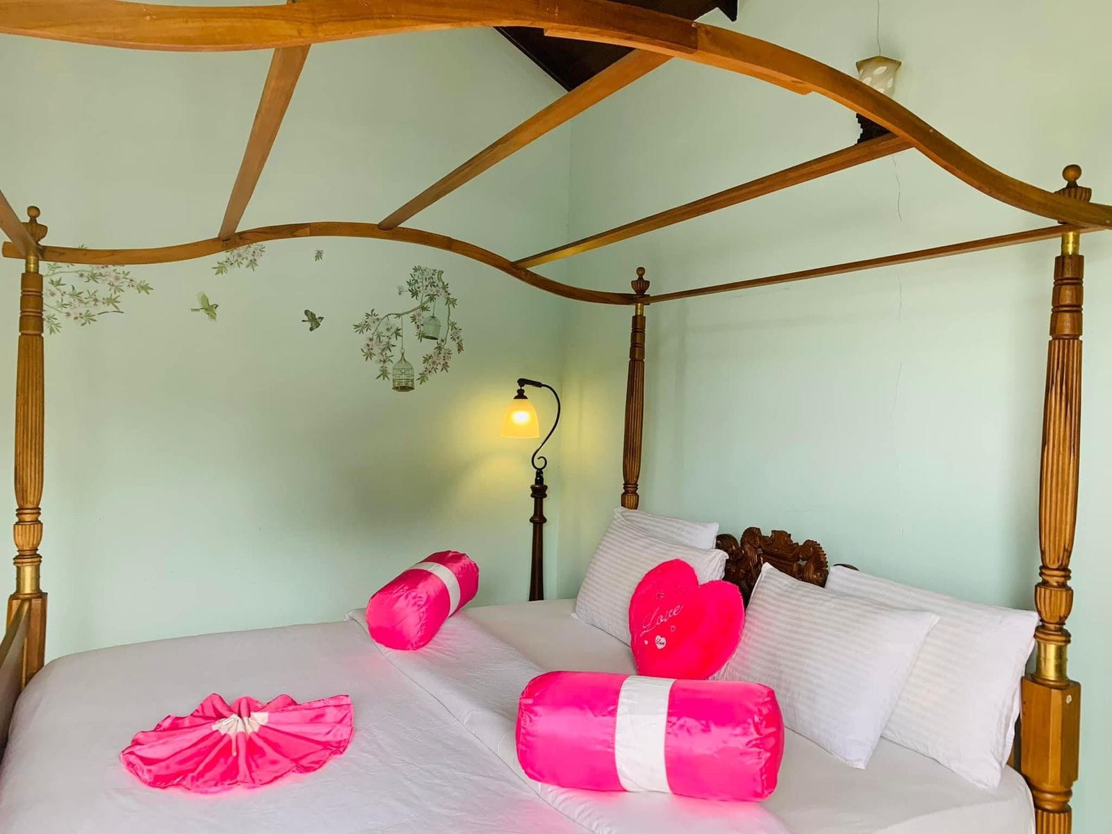 54c98862-9f12-41e0-8ba3-50beb4c18328